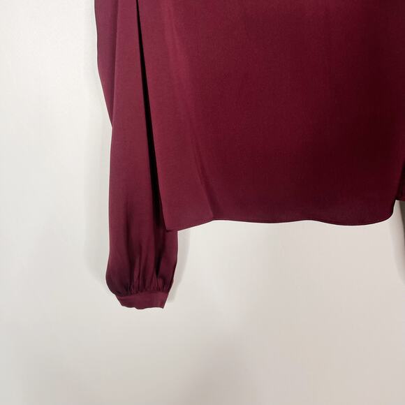 Intermix Size 2 Burgundy Red Silk Off The Shoulder Long Sleeve Blouse Mock Neck - Picture 6 of 13
